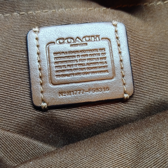 NEW COACH PURSE WITH WALLET - Picture 5 of 14